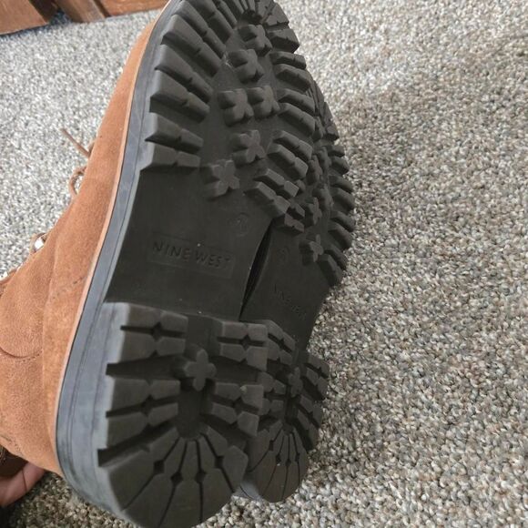 Women's Nine West Suede Faux Fur Sherpa Ankle Length Lace Up Boots 7 - Picture 6 of 8